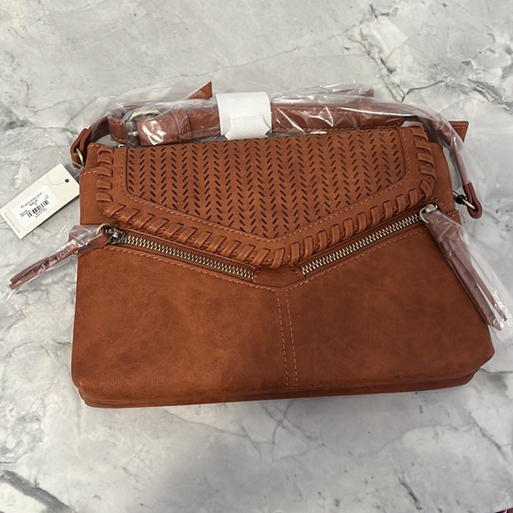 “Paula” Crossbody - Picture 3 of 4